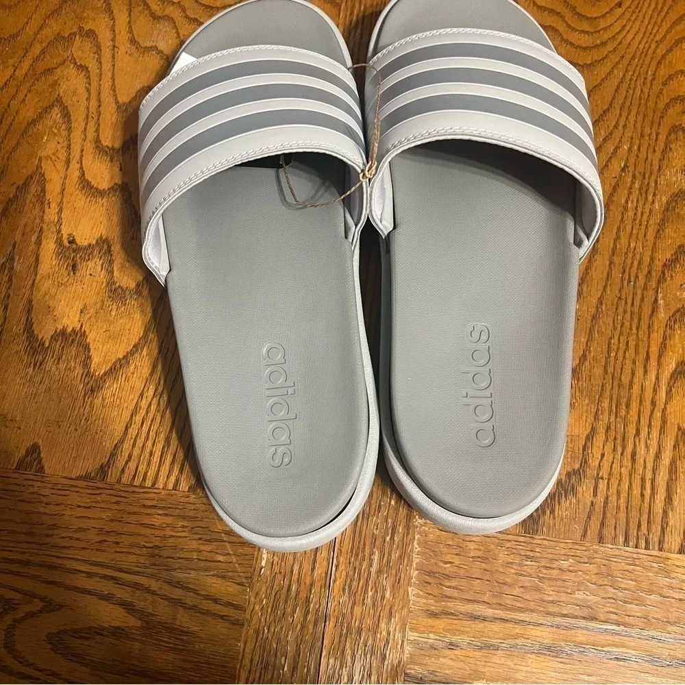 NEW Adidas Women's Adilette Platform Slide Sandals in Gray Silver Sz 11